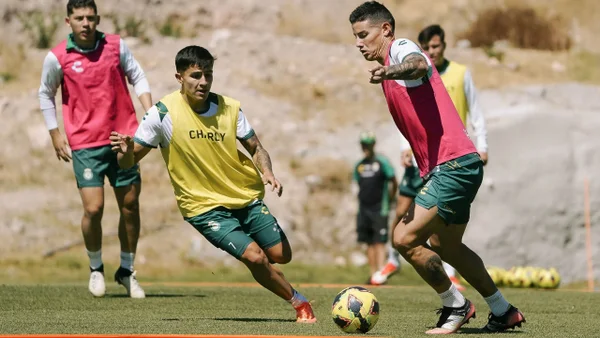 “El corazón me palpitaba mucho”: niño, hincha de James Rodríguez habló de su encuentro