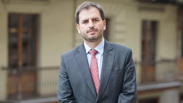 Denuncian presuntas irregularidades en la adquisición de equipos básicos de salud