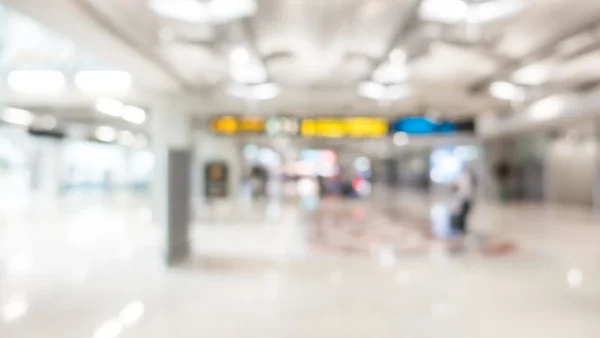 Video: exboxeador salva a mujer de hombre armado con cuchillo en aeropuerto de Kazajistán Video: exboxeador salva a mujer de hombre armado con cuchillo en aeropuerto de Kazajistán