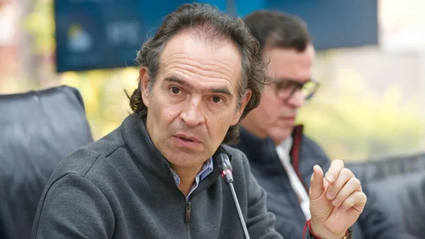 Federico Gutiérrez respondió al presidente Petro: "Es una decisión de un juez, no de EPM"