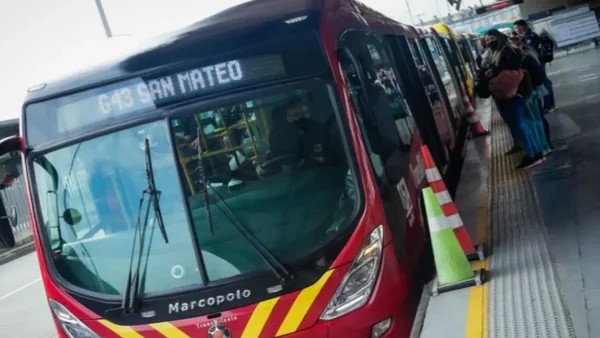 ¿Adiós a las recargas? Así funciona el plan piloto para pagar con tarjeta débito o crédito en TransMilenio ¿Adiós a las recargas? Así funciona el plan piloto para pagar con tarjeta débito o crédito en TransMilenio