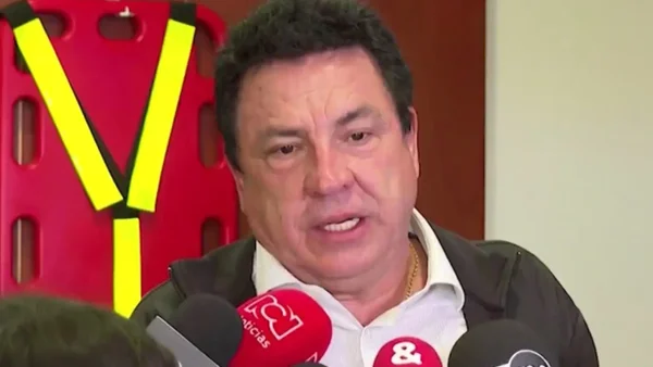 ¿Venganza? Despidieron a hija del senador Miguel Ángel Pinto tras hundimiento de reforma laboral