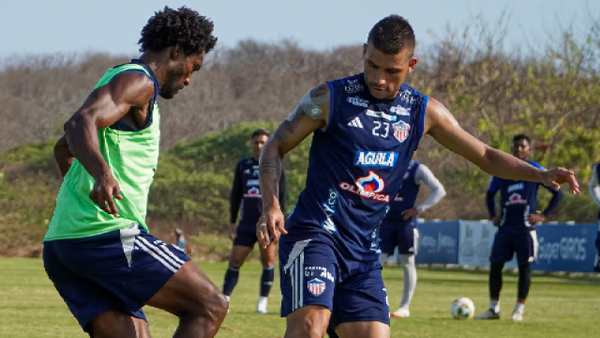 "Hubo hasta puños": César Farías reveló fuerte pelea en entrenamiento de Junior
