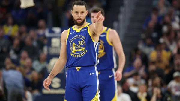 Stephen Curry no se cansa de romper récords en la NBA: esta fue su nueva alucinante cifra