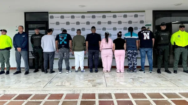 Caen 'Los Forcis' en Cali: vendían ropa y calzado falsificado, pero su fortuna venía del contrabando Caen 'Los Forcis' en Cali: vendían ropa y calzado falsificado, pero su fortuna venía del contrabando