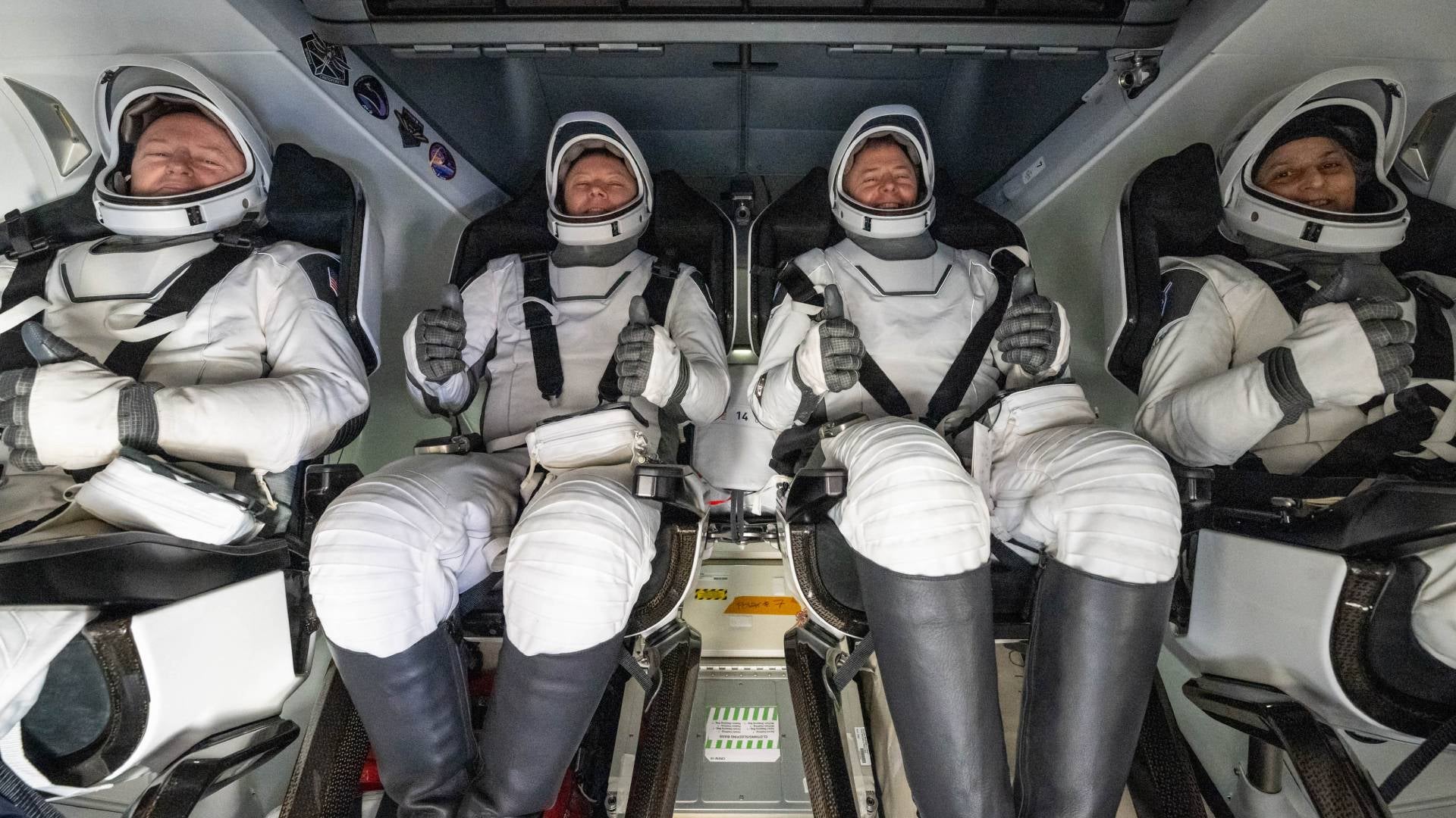 Volvieron los astronautas que estuvieron varados.