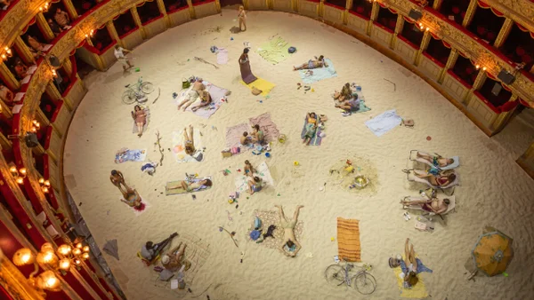 "Sun & Sea", la aclamada obra ganadora de la Bienal de Venecia, llega al Teatro Colón en Bogotá