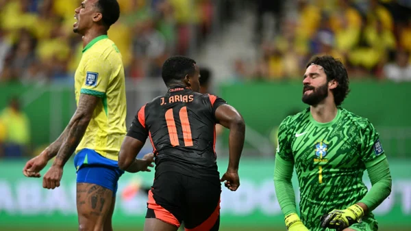 ¿Era gol de Colombia? Vea la jugada en el área de Brasil que desató la polémica