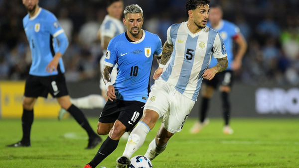 Argentina venció a Uruguay con un golazo de Thiago Almada y se acerca al Mundial 2026