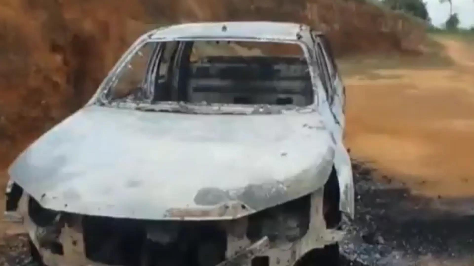 Camionetas de la UNP robadas.