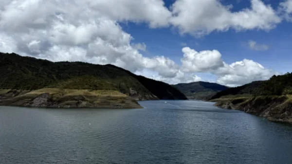 Continuaron las lluvias en Bogotá y los cambios en los embalses de Cundinamarca: ¿cómo está el panorama?