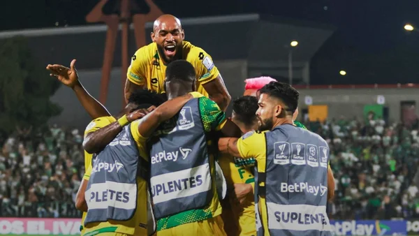 El Bucaramanga de Leonel Álvarez toma fuerza y dejó sin liderato a Nacional