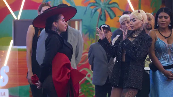 Melissa Gate arremetió contra las 'chicas fuego' tras las imágenes inéditas del cine de La Casa de los Famosos