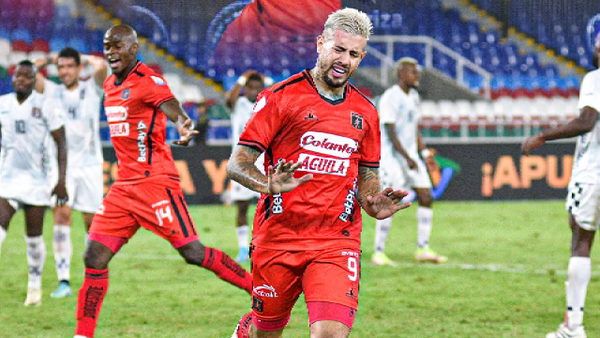 Rodrigo Holgado abrió el marcador en el Centenario: video del 0-1 en Racing vs. América