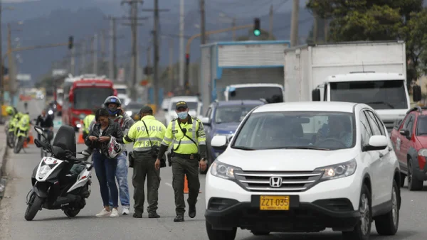 Aviso para conductores en Bogotá: licencias de conducción serán suspendidas por esta razón