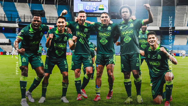 Bucaramanga reclamó un dineral por histórico triunfo contra Racing en Avellaneda