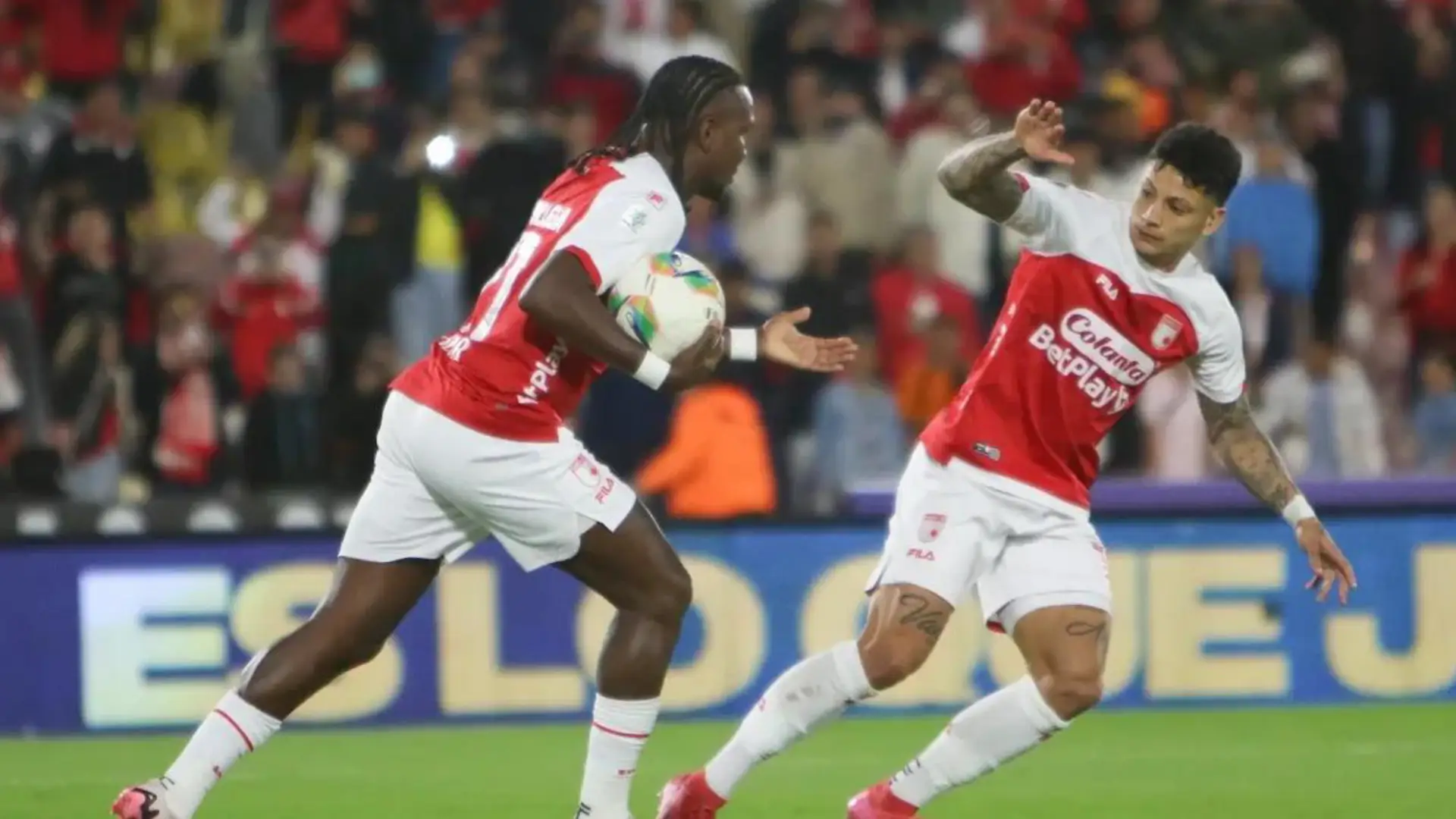 hugo-rodallega-revelo-quienes-son-los-verdaderos-culpables-de-la-crisis-de-resultados-en-independiente-santa-fe