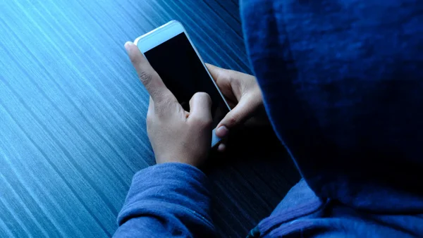 ¿Qué es el 'Intercambio de SIM'? No caiga en el método que usan los ciberdelincuentes para robar información y dinero ¿Qué es el 'Intercambio de SIM'? No caiga en el método que usan los ciberdelincuentes para robar información y dinero