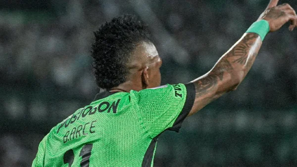 Jugador de Atlético Nacional se destapó y contó dura realidad que involucra a su hija: "Estuvo en UCI"