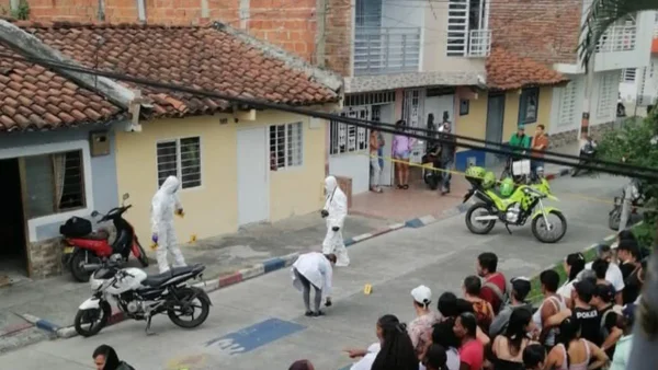 Masacre en Tuluá: tres personas fueron asesinadas dentro de una vivienda Masacre en Tuluá: tres personas fueron asesinadas dentro de una vivienda