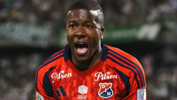 Medellín liquidó a Once Caldas en dos minutos y se acercó a la clasificación