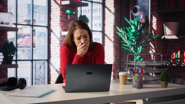 Este es el país donde le dan días de descanso en el trabajo por tener una tusa amorosa: hay condiciones