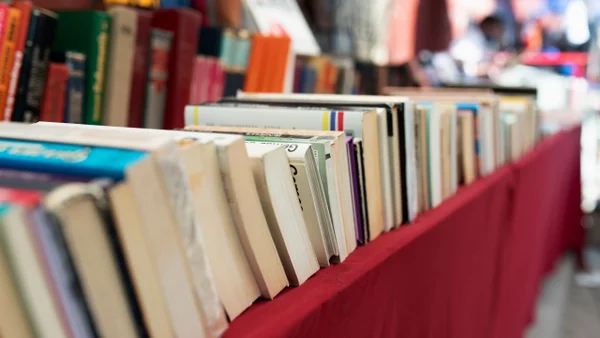 ¿Cuál será el país invitado durante la Feria Internacional del Libro de Bogotá 2025?