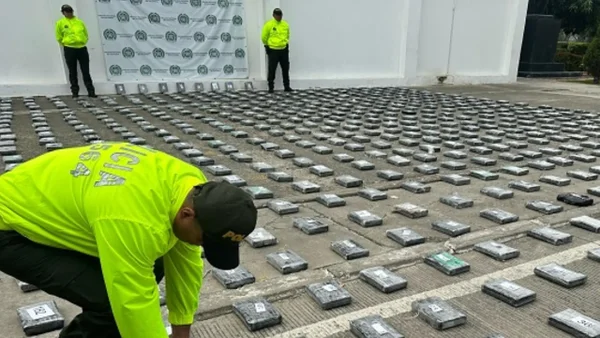 Policía incautó más de 700 kilos de cocaína en Norte de Santander Policía incautó más de 700 kilos de cocaína en Norte de Santander