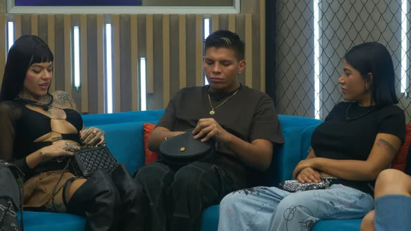 IMPACTANTE: Emiro Navarro usó su poder y expulsó a un participante de La Casa de los Famosos Colombia 2025 IMPACTANTE: Emiro Navarro usó su poder y expulsó a un participante de La Casa de los Famosos Colombia 2025