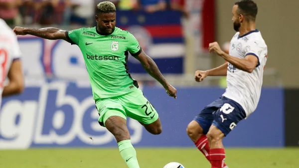 Nacional sufrió frente a Bahía, volvió a perder en Brasil y complicó su clasificación Nacional sufrió frente a Bahía, volvió a perder en Brasil y complicó su clasificación