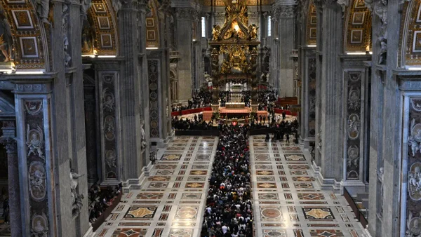 Así será el protocolo y código de vestimenta para los asistentes al funeral del papa Francisco