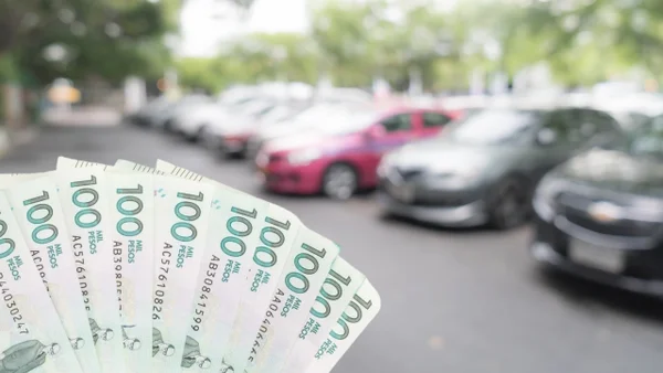 DIAN abrió nueva subasta de carros y camionetas con precios de remate: conozca el catálogo