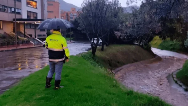 Autoridades de Bogotá emiten alerta por lluvias y riesgos en humedales Autoridades de Bogotá emiten alerta por lluvias y riesgos en humedales