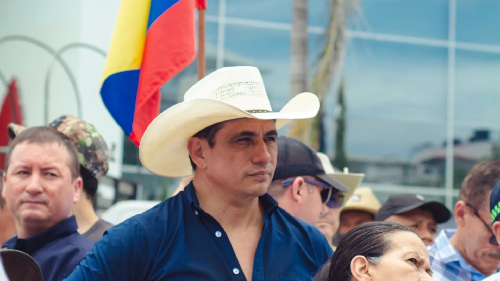 Alirio Barrera senador de la República