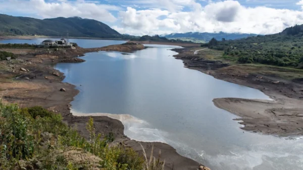 Se caen especulaciones sobre los embalses tras el fin del racionamiento de agua en Bogotá