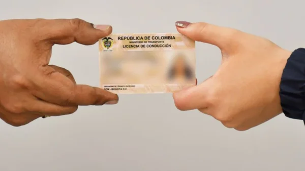 Precios de exámenes para sacar licencia tendrían importante aumento en este 2025: tome nota