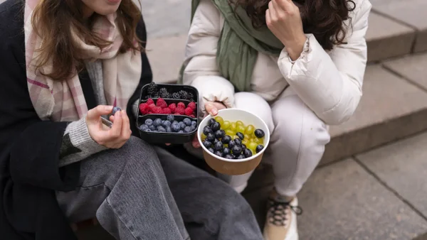 La fruta que podría retrasar el envejecimiento cerebral, según nuevos estudios La fruta que podría retrasar el envejecimiento cerebral, según nuevos estudios