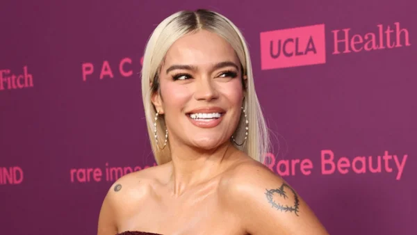 Karol G llega hoy a Medellín para estrenar la primera premier de su documental Karol G llega hoy a Medellín para estrenar la primera premier de su documental