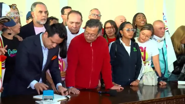 La consulta popular fue radicada ante el Senado por el presidente Gustavo Petro