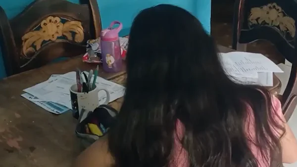 Niña de 12 años está en peligro por suspensión de medicamentos tras recibir un trasplante Niña de 12 años está en peligro por suspensión de medicamentos tras recibir un trasplante