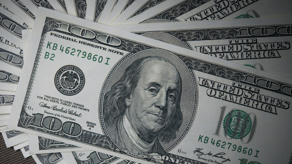 ¿Subió? Este es el precio con el que el dólar se está cotizando en Colombia hoy viernes 2 de mayo de 2025