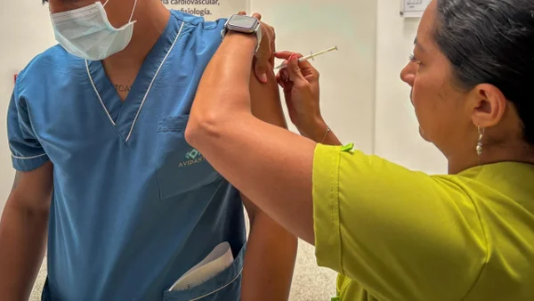 Exigirán vacuna contra la fiebre amarilla para viajar por carretera: esto dice el documento Exigirán vacuna contra la fiebre amarilla para viajar por carretera: esto dice el documento