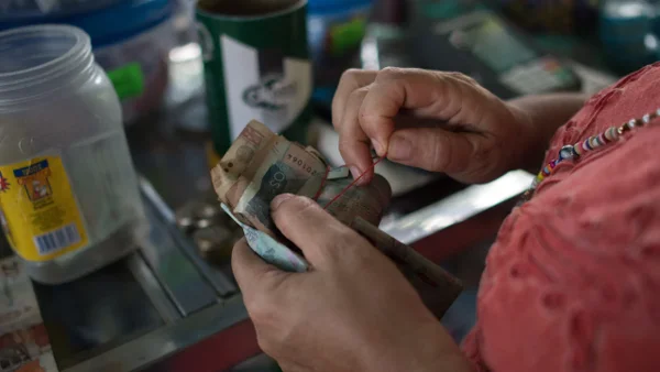 ¿Qué son los gastos hormiga y cómo afectan el bolsillo?