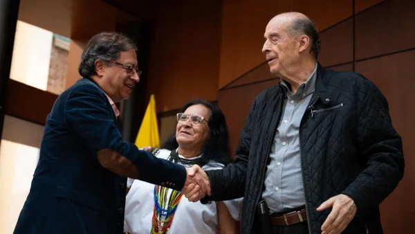 El excanciller Álvaro Leyva envió nueva carta al presidente Gustavo Petro El excanciller Álvaro Leyva envió nueva carta al presidente Gustavo Petro