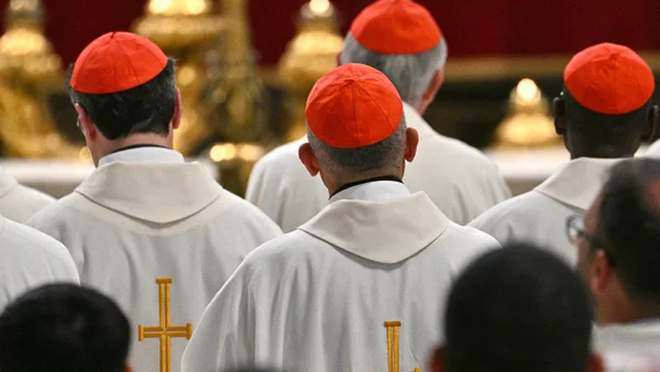 Revelan cada detalle de la rutina de los cardenales durante el cónclave que elegirá al papa