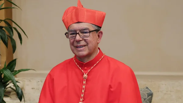 Cardenal Luis Rueda revela cómo se viven las horas previas al inicio del cónclave desde el Vaticano