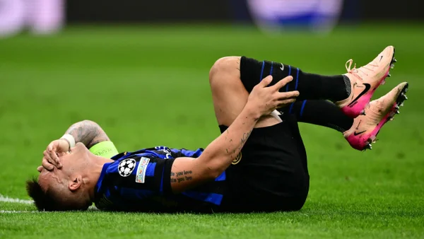 Barcelona explotó tras cobro de penal para el Inter: el VAR intervino Barcelona explotó tras cobro de penal para el Inter: el VAR intervino