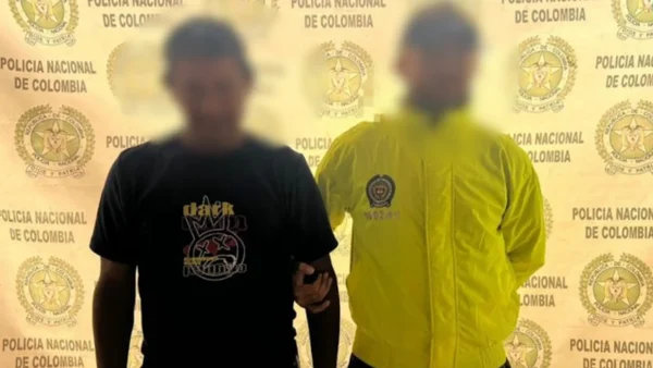 Hallan el cuerpo de una docente amarrado a su moto bajo un puente en Montería