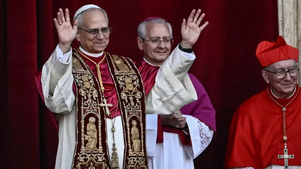 ¿Rompe con Francisco? Las señales que revelan si el papa León XIV seguirá el camino de su predecesor ¿Rompe con Francisco? Las señales que revelan si el papa León XIV seguirá el camino de su predecesor