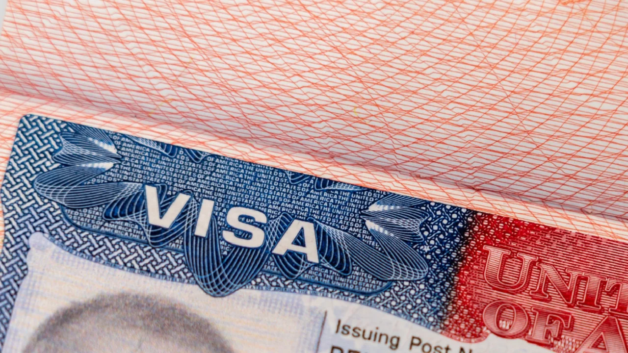 Cambian las reglas para obtener la visa americana de estas personas en ...